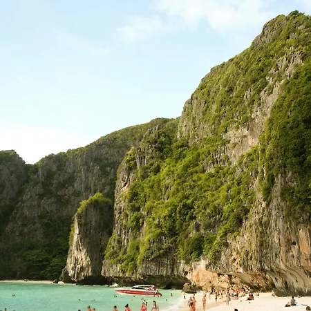 Nomads Ao Nang Party Hostel 18-35 Years Old Only-3